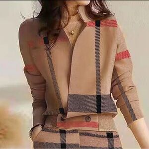 STYLEWE Plaid Cardigan in Tan and Black